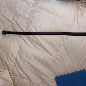 Womens Gucci belt. Good condition, minimal scratches on gold